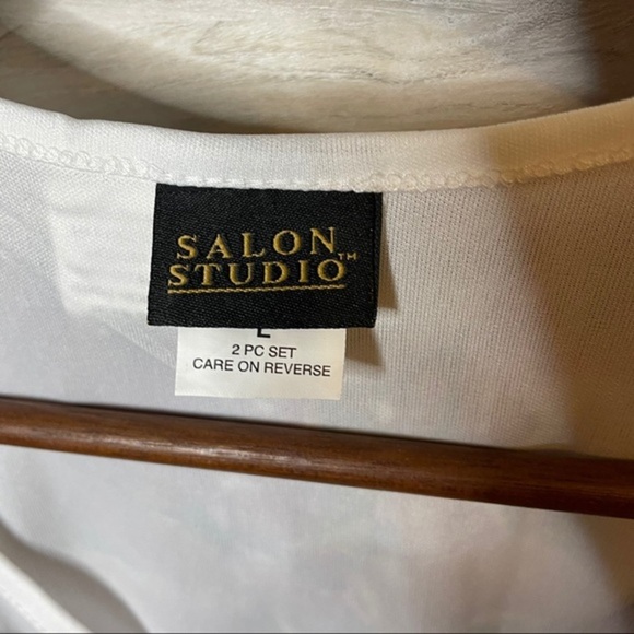 Salon Studio 2piece blouse - Picture 2 of 4